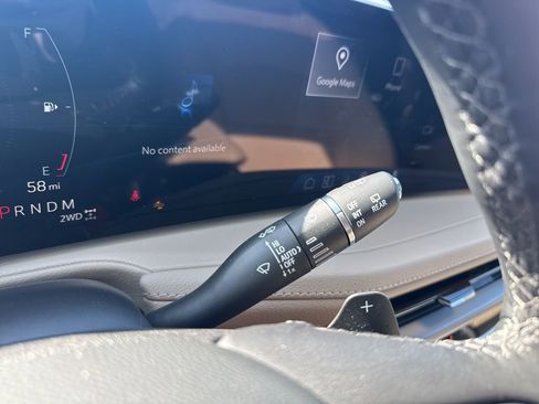 Used 2025 Cadillac XT4 Premium Luxury w/ Technology Package image 17