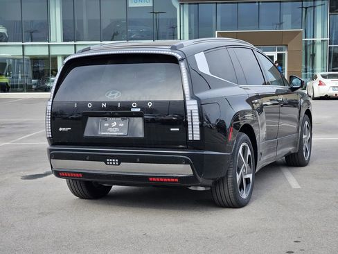 New 2026 Hyundai Ioniq 9 Calligraphy image 7