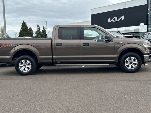 Used 2016 Ford F150 XLT w/ Equipment Group 301A Mid image 3