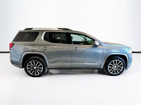 Used 2020 GMC Acadia Denali w/ Denali Ultimate Package image 4