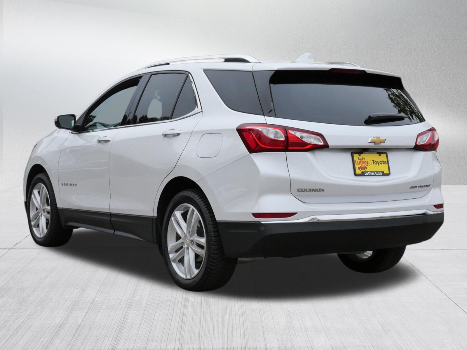 Used 2021 Chevrolet Equinox Premier AWD/4WD image 5