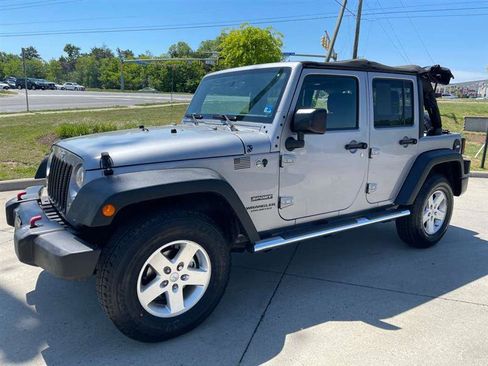 Used 2016 Jeep Wrangler Unlimited Sport w/ Quick Order Package 24S AWD/4WD image 46