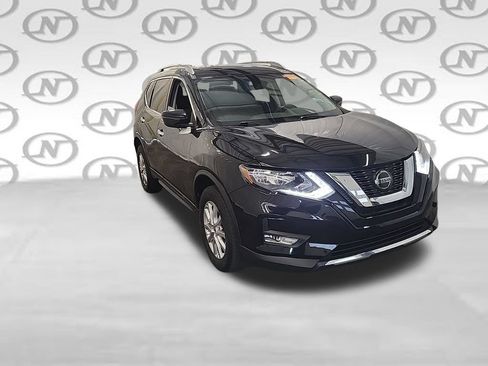 Used 2020 Nissan Rogue SV AWD/4WD image 16