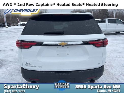 Used 2023 Chevrolet Traverse LT image 4