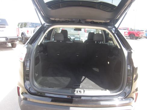 Used 2024 Ford Edge SEL AWD/4WD image 9
