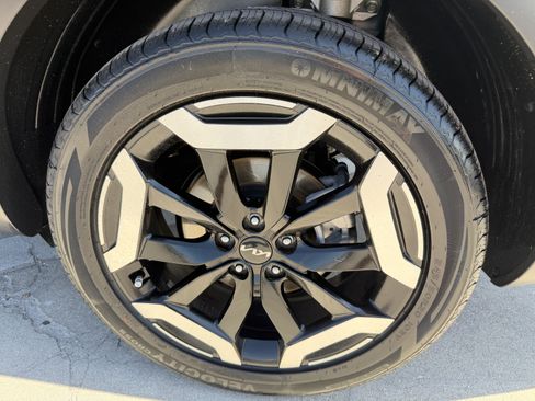 Certified 2025 Kia Telluride S FWD image 36
