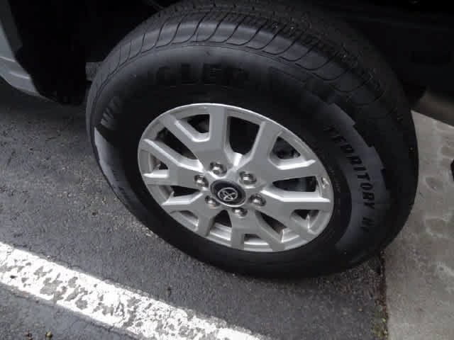 Used 2026 Toyota Tacoma SR5 AWD/4WD image 14