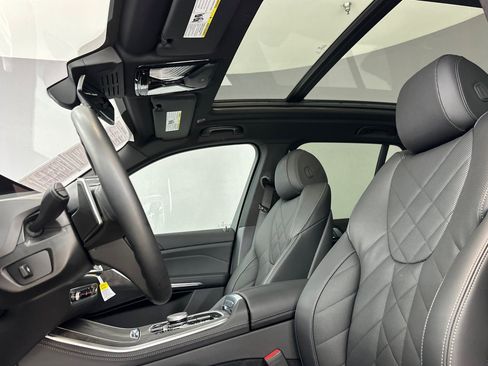 Used 2026 BMW X5 sDrive40i RWD image 23