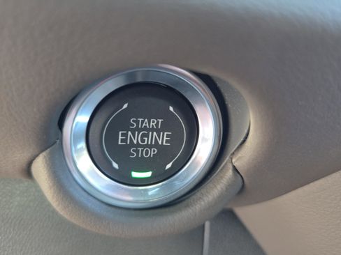 New 2026 Chevrolet Suburban Z71 image 22