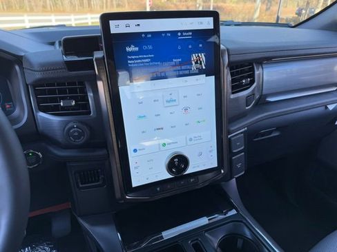 New 2025 Ford F150 Lightning Lariat image 25