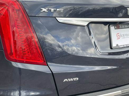 Used 2019 Cadillac XT5 Premium Luxury AWD/4WD image 41