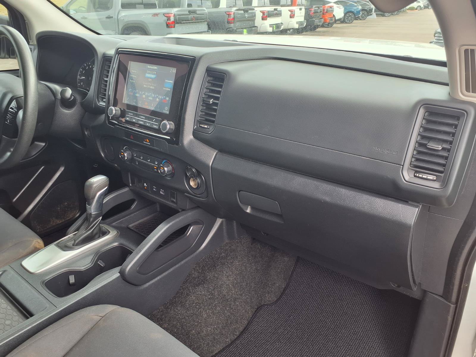 Used 2022 Nissan Frontier S w/ Technology Package RWD image 11