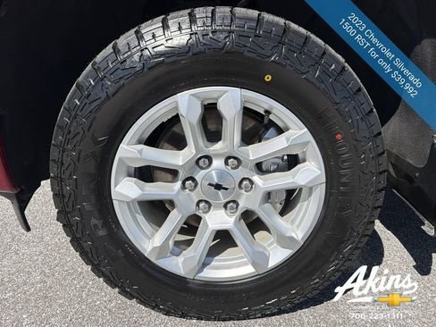 Certified 2023 Chevrolet Silverado 1500 RST w/ Z71 Off-Road Package AWD/4WD image 13