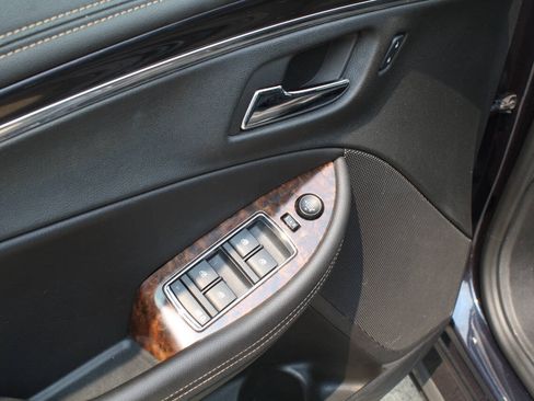 Used 2014 Chevrolet Impala LT FWD image 8