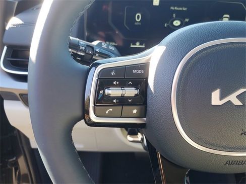 New 2026 Kia Carnival SX Prestige image 18