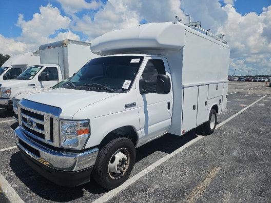 Used 2024 Ford E-350 and Econoline 350 Super Duty w/ Power Windows & Locks Group RWD image 2
