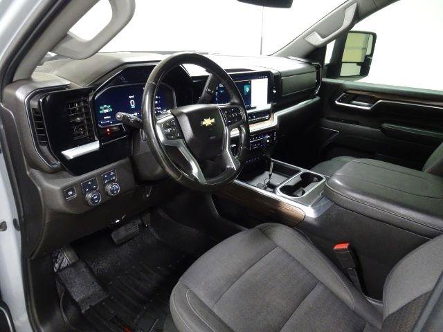 Used 2024 Chevrolet Silverado 2500 LT w/ Convenience Package AWD/4WD image 16