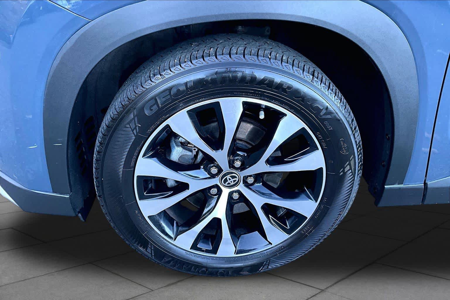 Certified 2024 Toyota Grand Highlander AWD Hybrid image 10