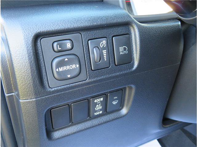 Used 2022 Toyota 4Runner SR5 Premium AWD/4WD image 10