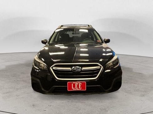 Used 2019 Subaru Outback 2.5i AWD/4WD image 8