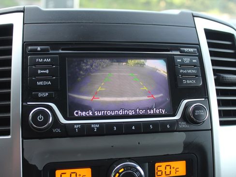 Used 2017 Nissan Frontier SV w/ SV Value Truck Package AWD/4WD image 28