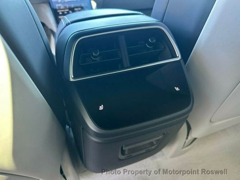 Used 2025 Lucid Air Touring image 23