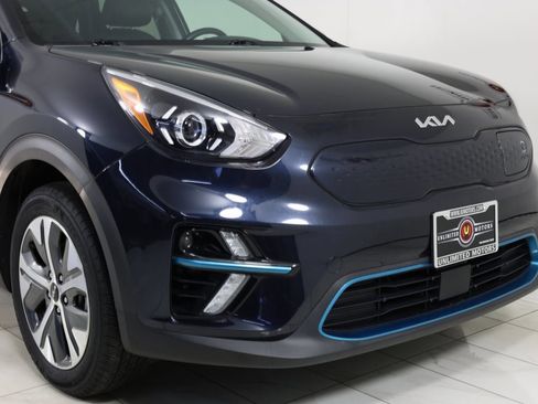 Used 2022 Kia Niro EX Premium w/ Cold Weather Package image 37