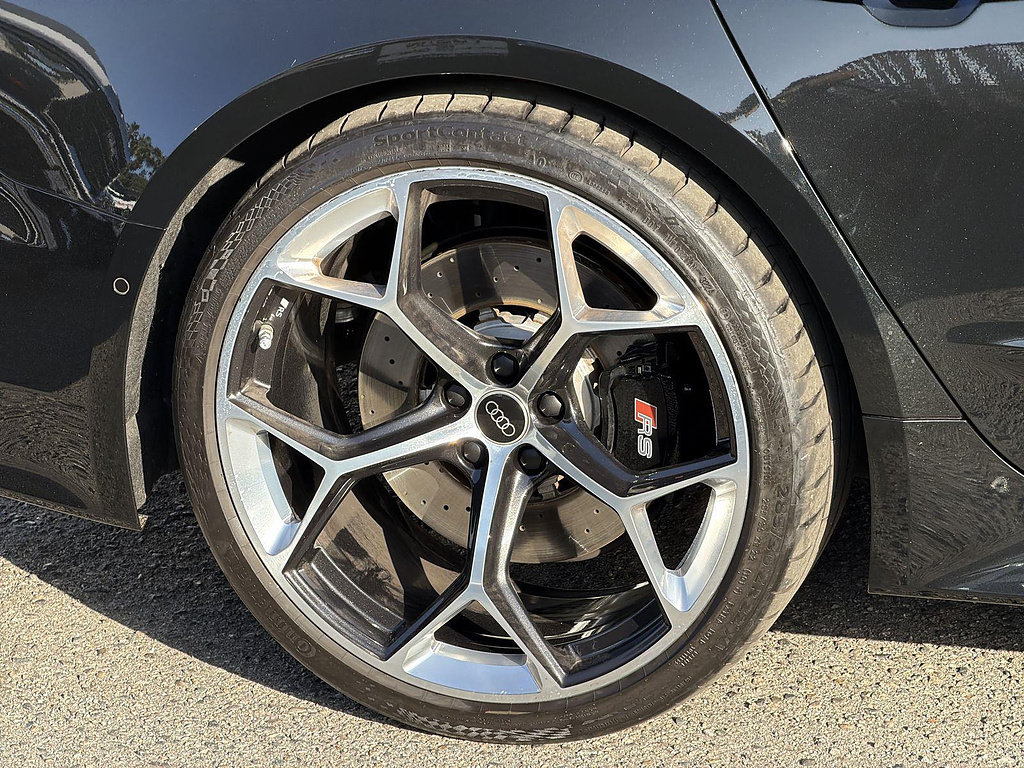 Used 2025 Audi RS 7 Performance w/ Black Optic Package AWD/4WD image 33