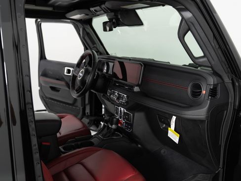 Used 2024 Jeep Wrangler Unlimited Rubicon 392 AWD/4WD image 9