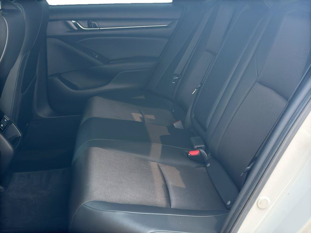 Used 2022 Honda Accord Sport image 6