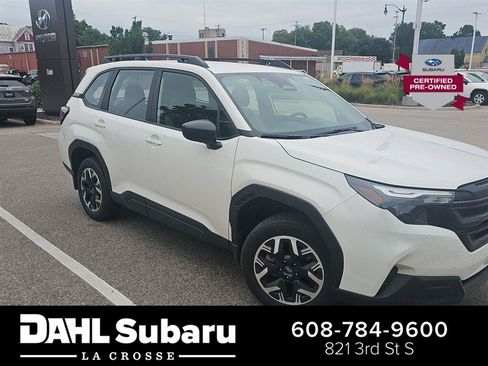 Used 2025 Subaru Forester AWD/4WD image 1