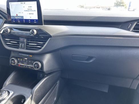 Used 2021 Ford Escape Titanium w/ Class II Trailer Tow Package image 23