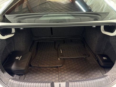 Certified 2024 Volkswagen Jetta SE image 37