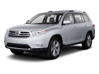 Used 2013 Toyota Highlander SE