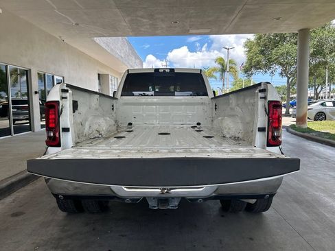 Used 2025 RAM 3500 Tradesman AWD/4WD image 34