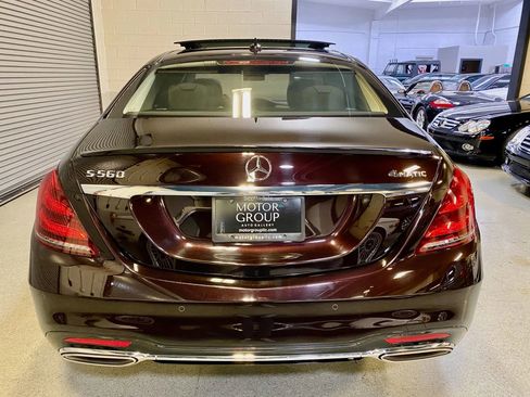 Used 2020 Mercedes-Benz S 560 4MATIC Sedan image 9