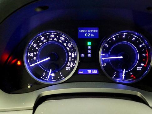 Used 2014 Lexus IS 250C w/ Luxury Package image 18