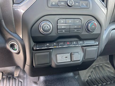 Used 2025 Chevrolet Silverado 1500 W/T RWD image 35