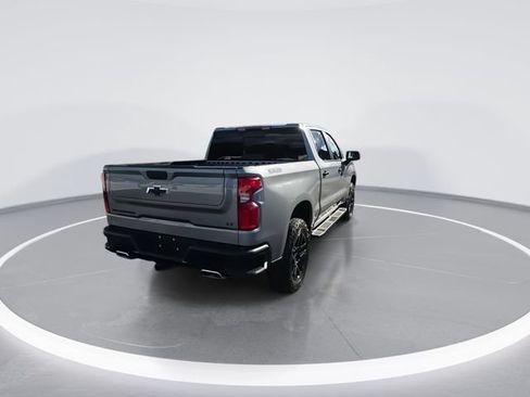 Used 2025 Chevrolet Silverado 1500 LT Trail Boss w/ Convenience Package II AWD/4WD image 8