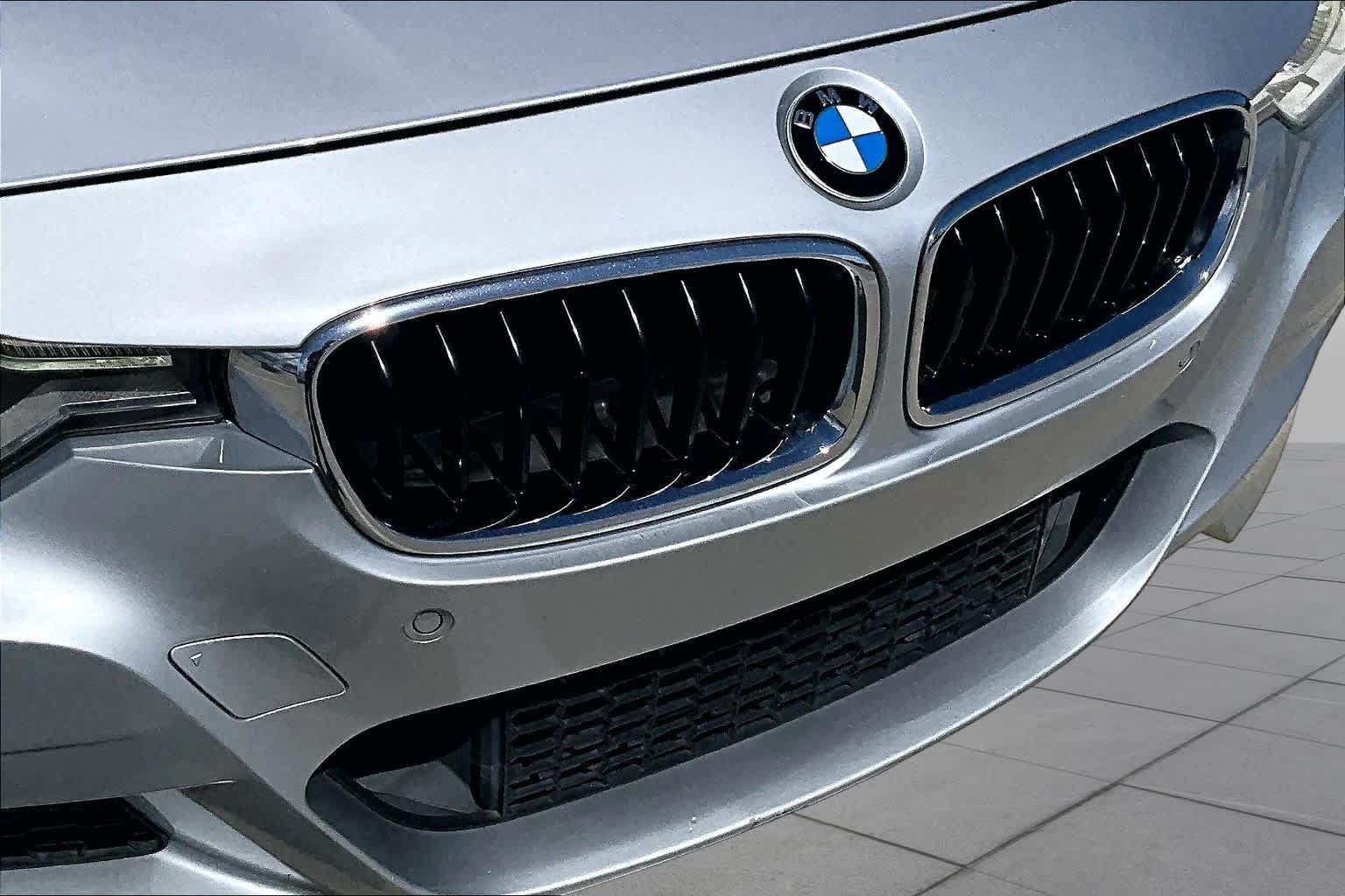 Used 2018 BMW 330i Sedan RWD image 28