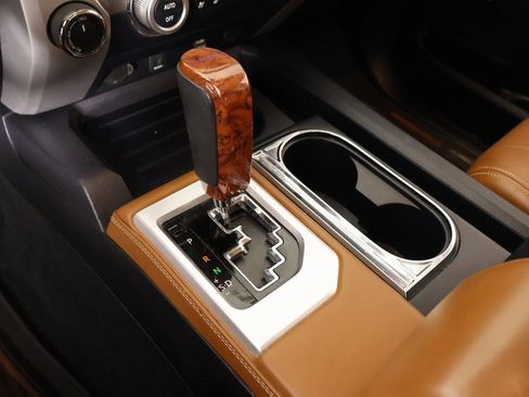 Used 2017 Toyota Tundra 1794 Edition image 9