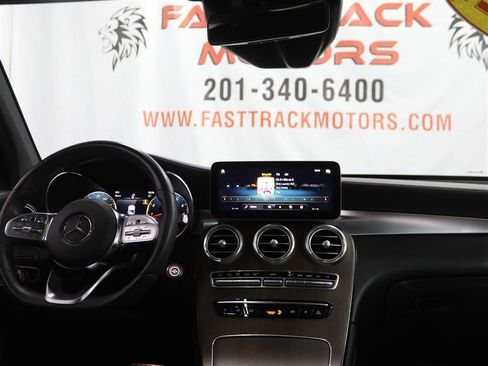 Used 2020 Mercedes-Benz GLC 300 4MATIC image 20