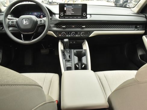 Used 2024 Honda Accord EX image 16