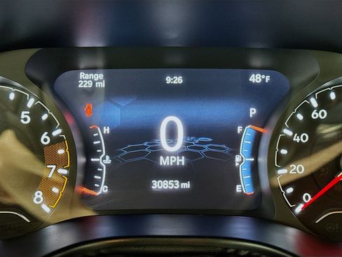 Used 2022 Jeep Compass Limited image 15