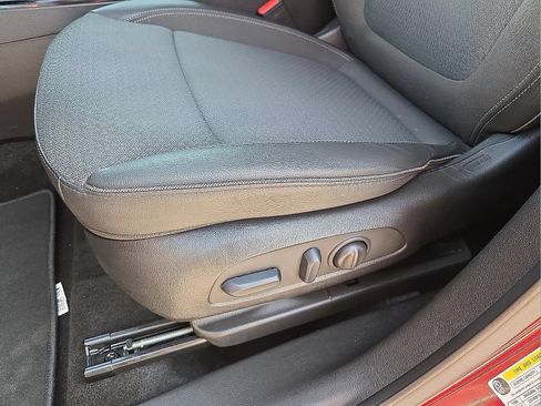 Certified 2023 Buick Encore GX Select w/ Sport Touring Package FWD image 21