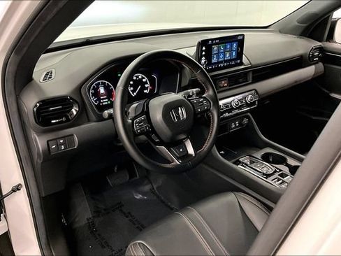 Used 2024 Honda Pilot TrailSport image 16