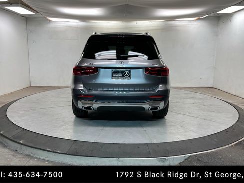 Certified 2026 Mercedes-Benz GLB 250 4MATIC image 4