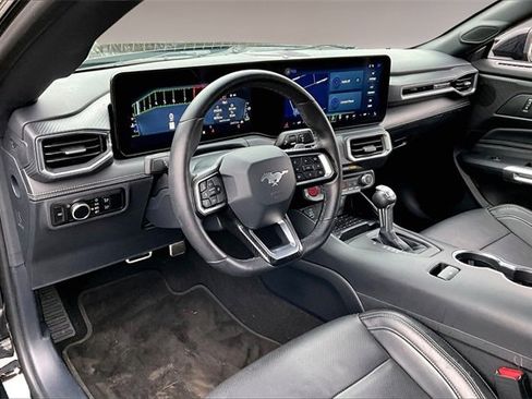 Used 2024 Ford Mustang GT Premium image 15