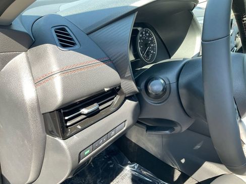 New 2025 Nissan Sentra SR w/ SR Premium Package image 15