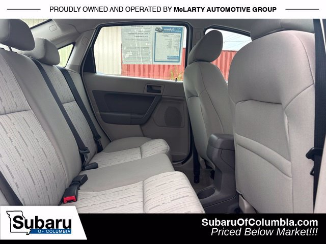 Used 2010 Ford Focus SE FWD image 20